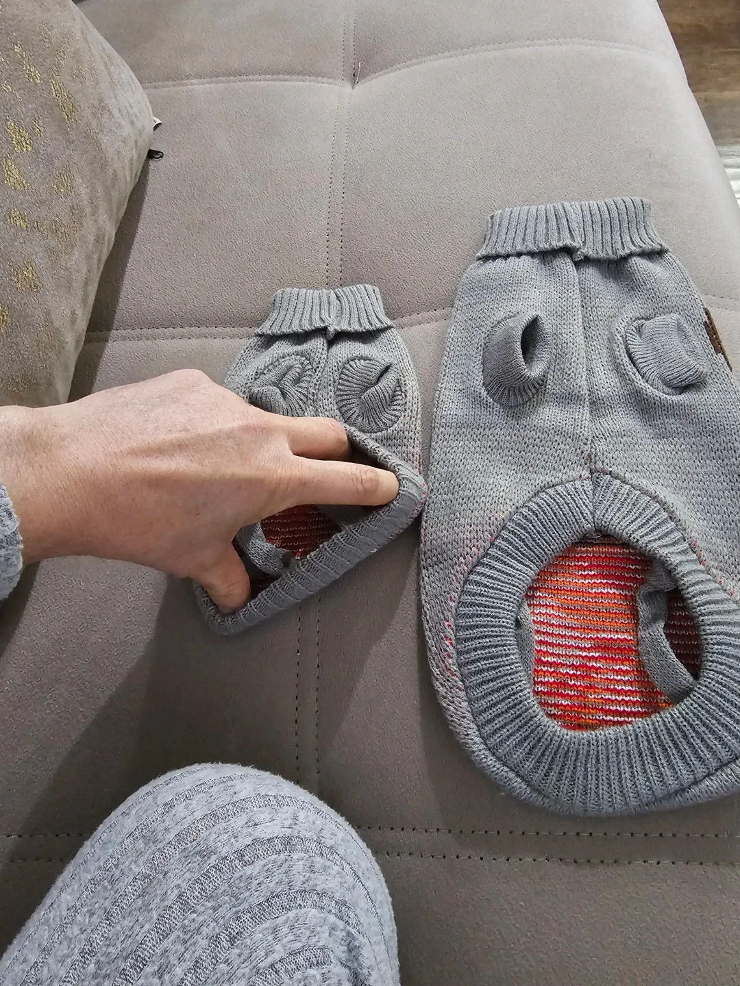 Christmas Matching dog and cat Sweaters - Reindeer Design image indicator(8)