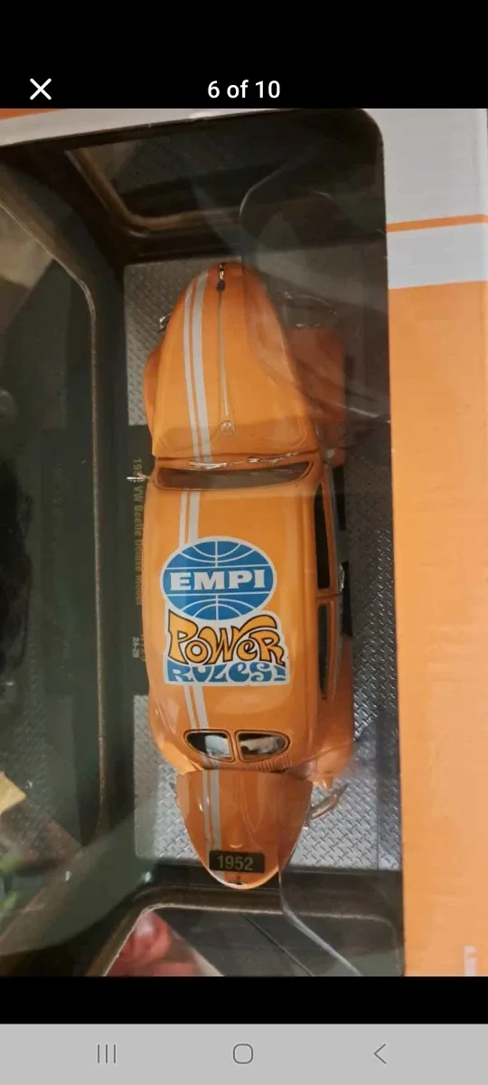 M2 machines EMPI 1952 VW Beetle Deluxe Model Car image indicator(6)