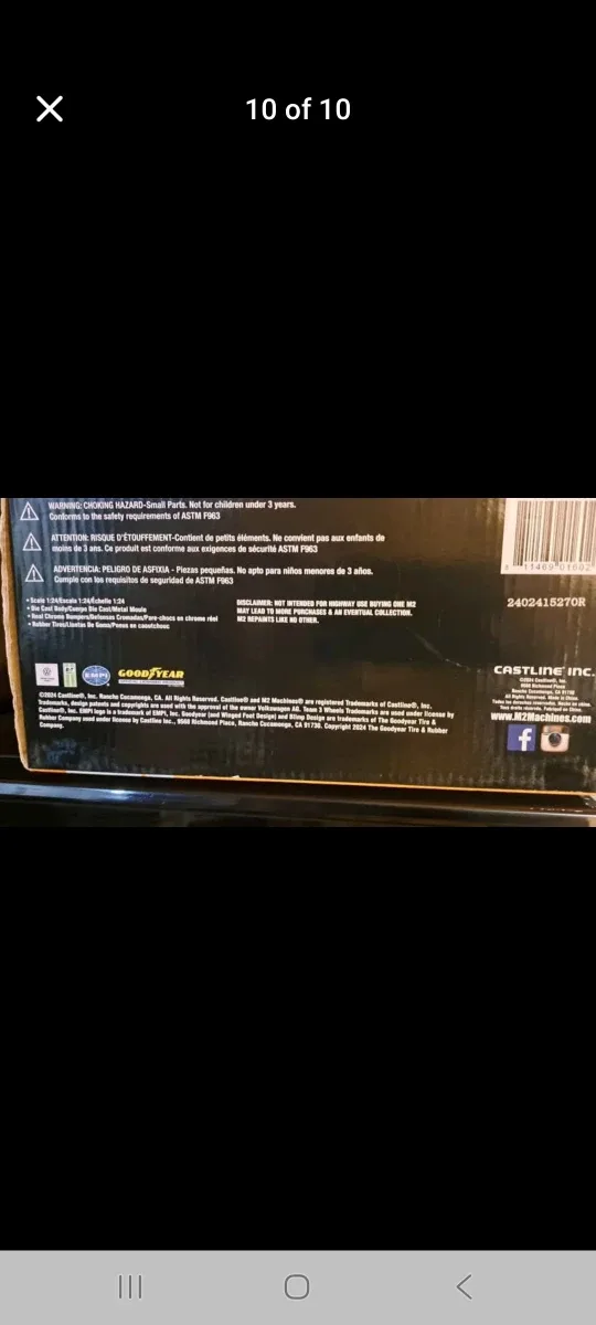 M2 machines EMPI 1952 VW Beetle Deluxe Model Car image indicator(10)