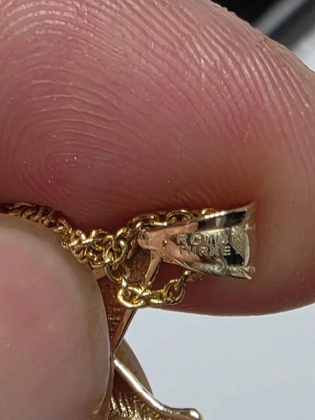 14kt solid Gold Starfish Pendant Necklace image indicator(9)