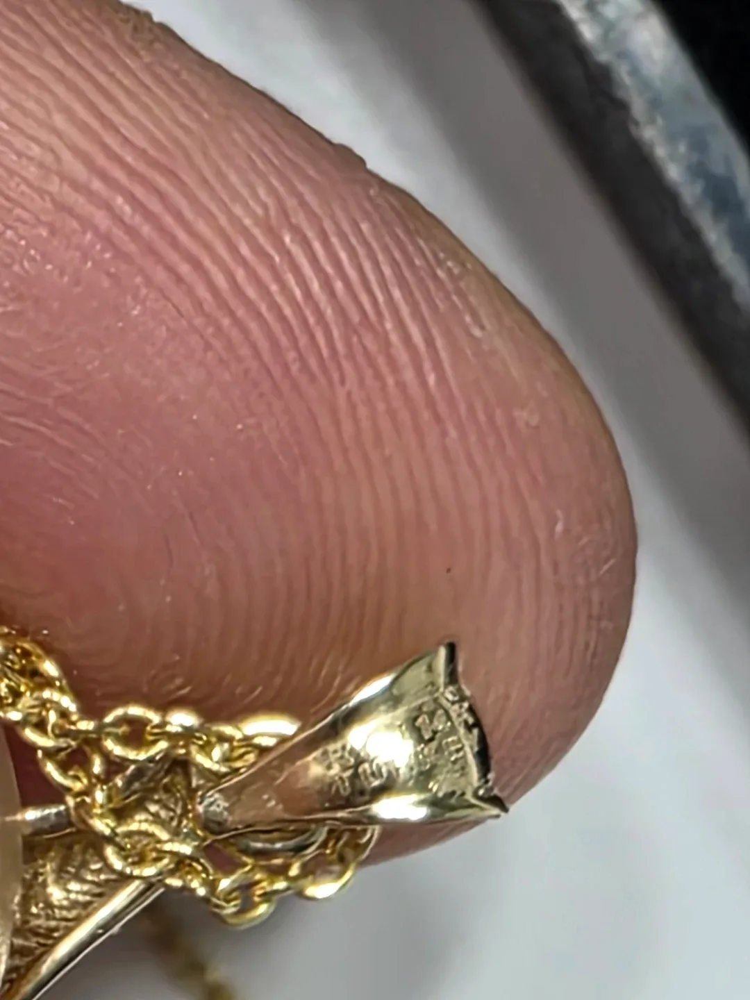 14kt solid Gold Starfish Pendant Necklace image indicator(10)