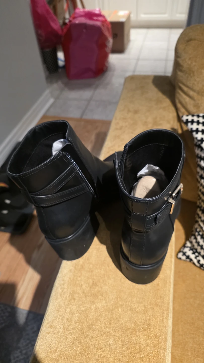 Kelly and Katie Black Ankle Boots Size 9.5W - photo 3