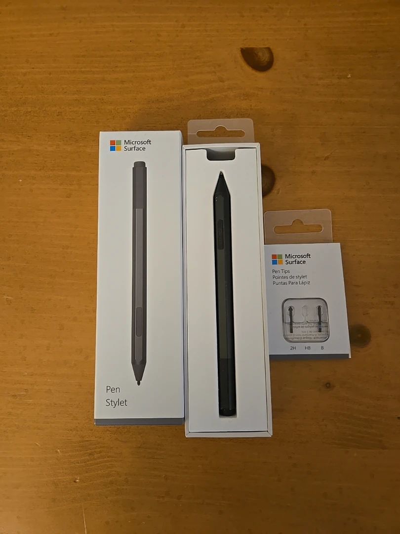Microsoft Surface Pen - Model 1776 - Black