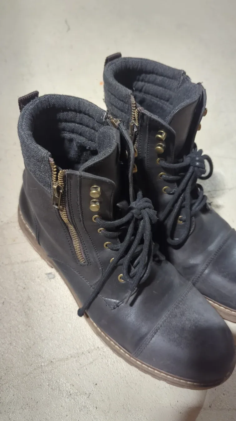 Winter shoes for men size 11-12 image indicator(3)