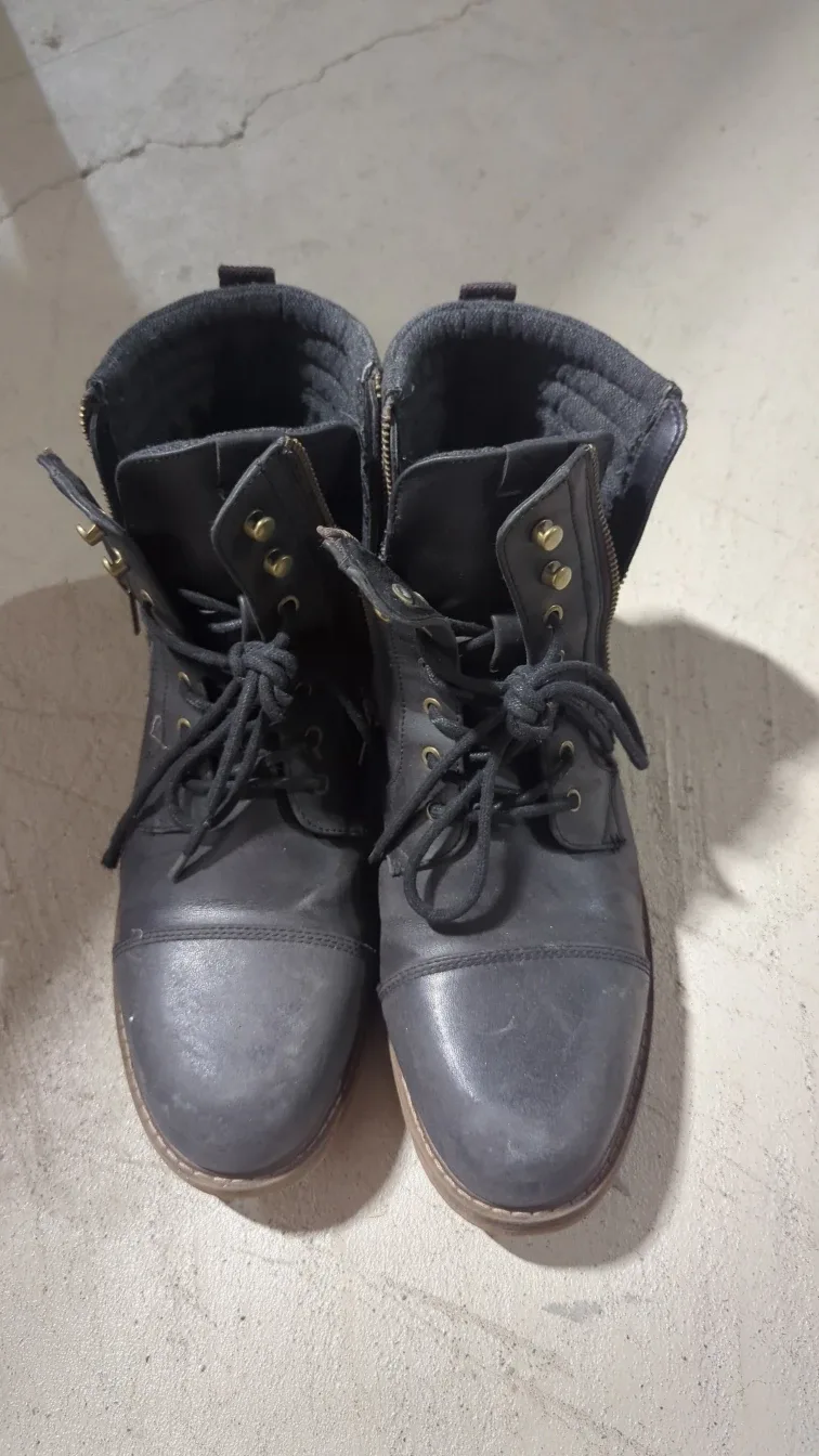 Winter shoes for men size 11-12 image indicator(4)