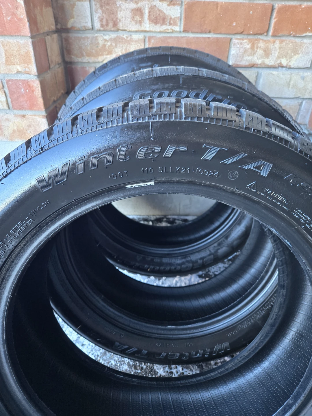 BF Goodrich WINTER T/A WINTER Tires 225/55R18 - photo 2