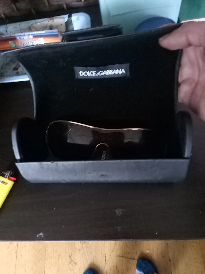 Dolce & Gabbana Sunglasses with Case - photo 3
