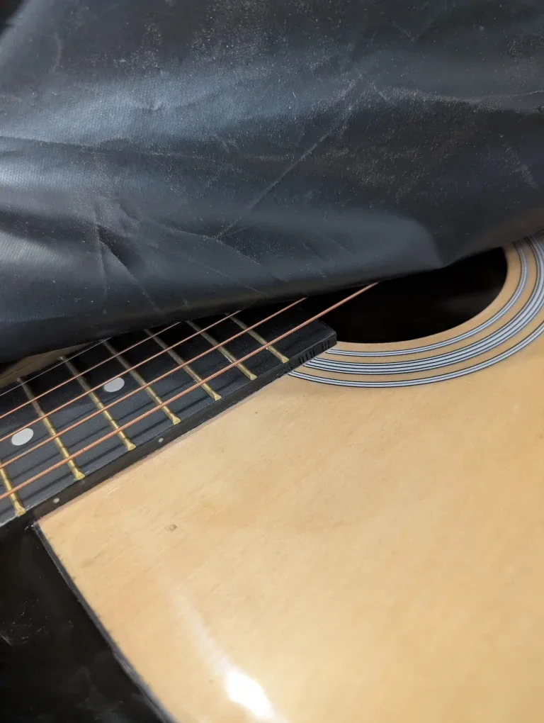 Academy Acoustic Guitar image indicator(6)