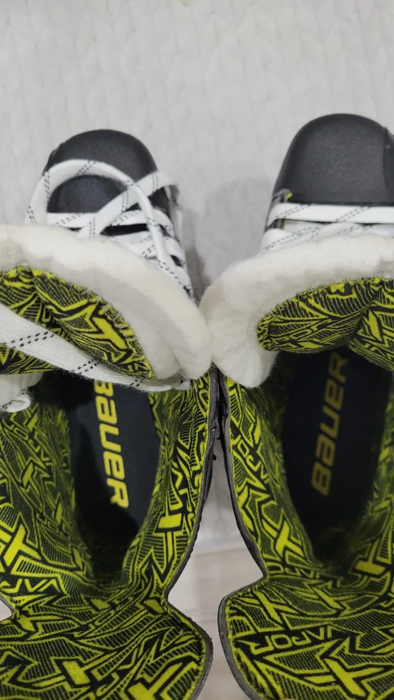 Bauer Vapor X3.6 Ice Skates - Size 5.5