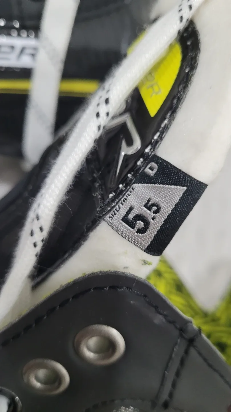 Bauer Vapor X3.6 Ice Skates - Size 5.5 image indicator(2)