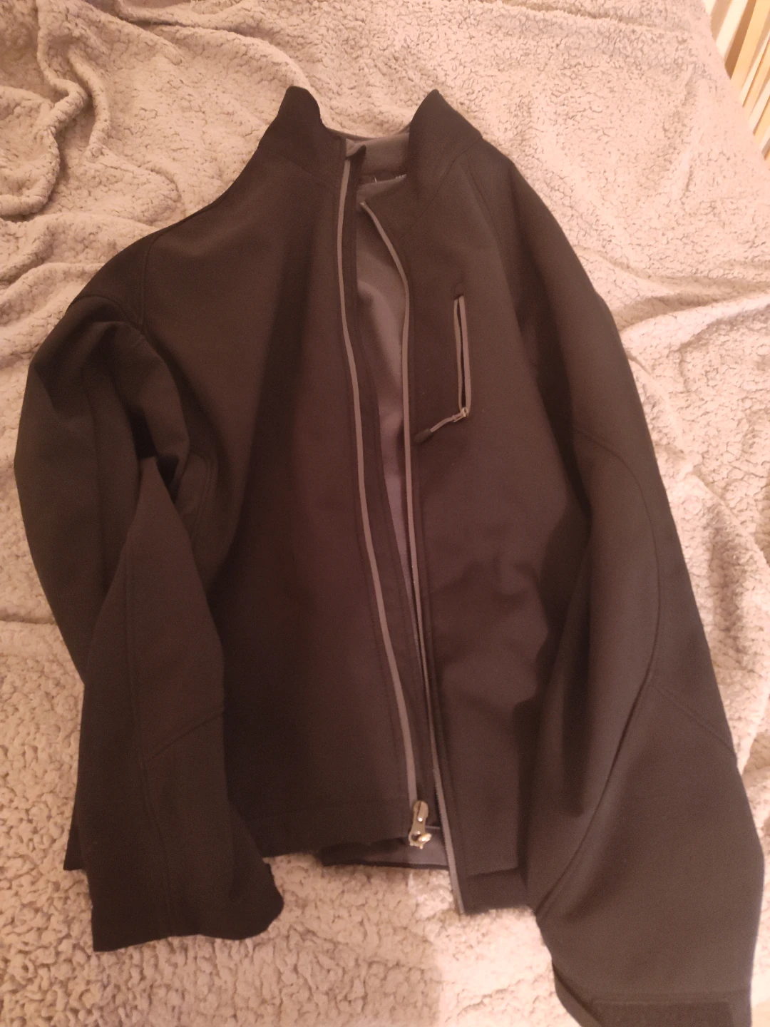 Men's Black Softshell Jacket