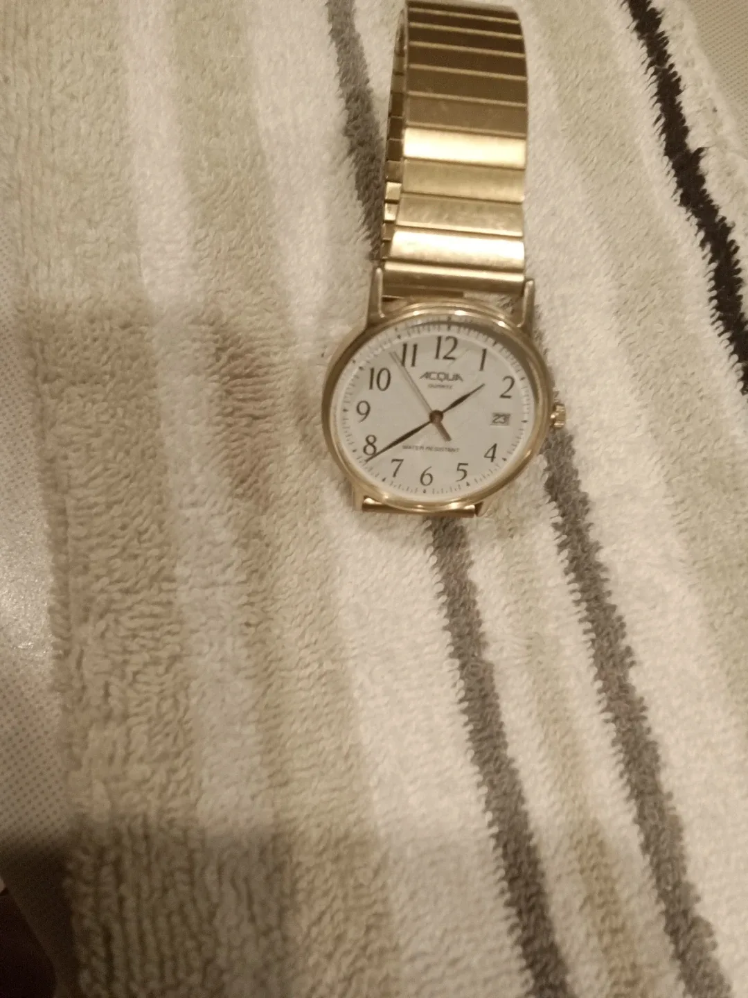 Vintage Acoua Quartz Water Resistant Watch