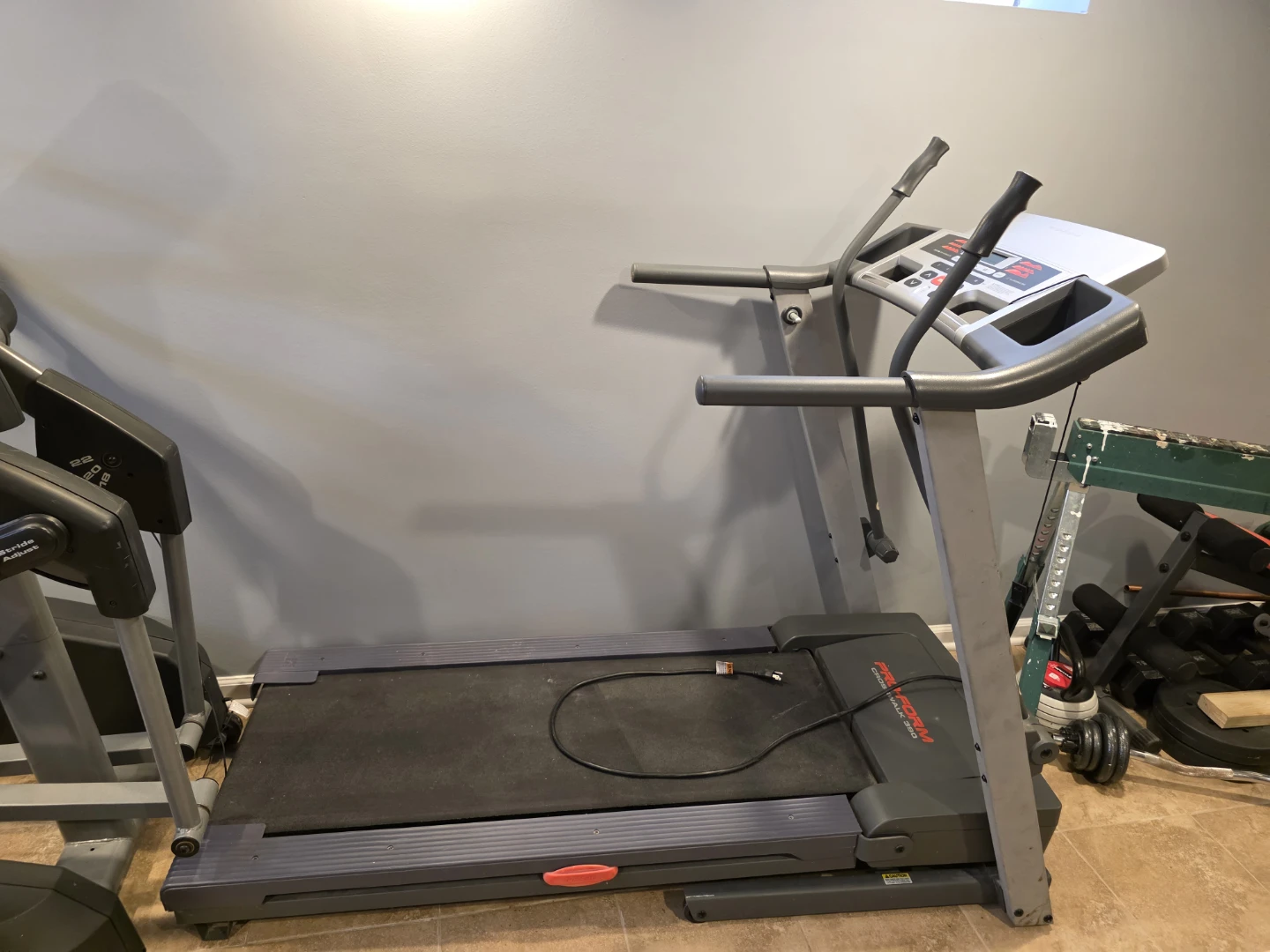 Pro-Form Crosswalk 390 Treadmill - photo 3