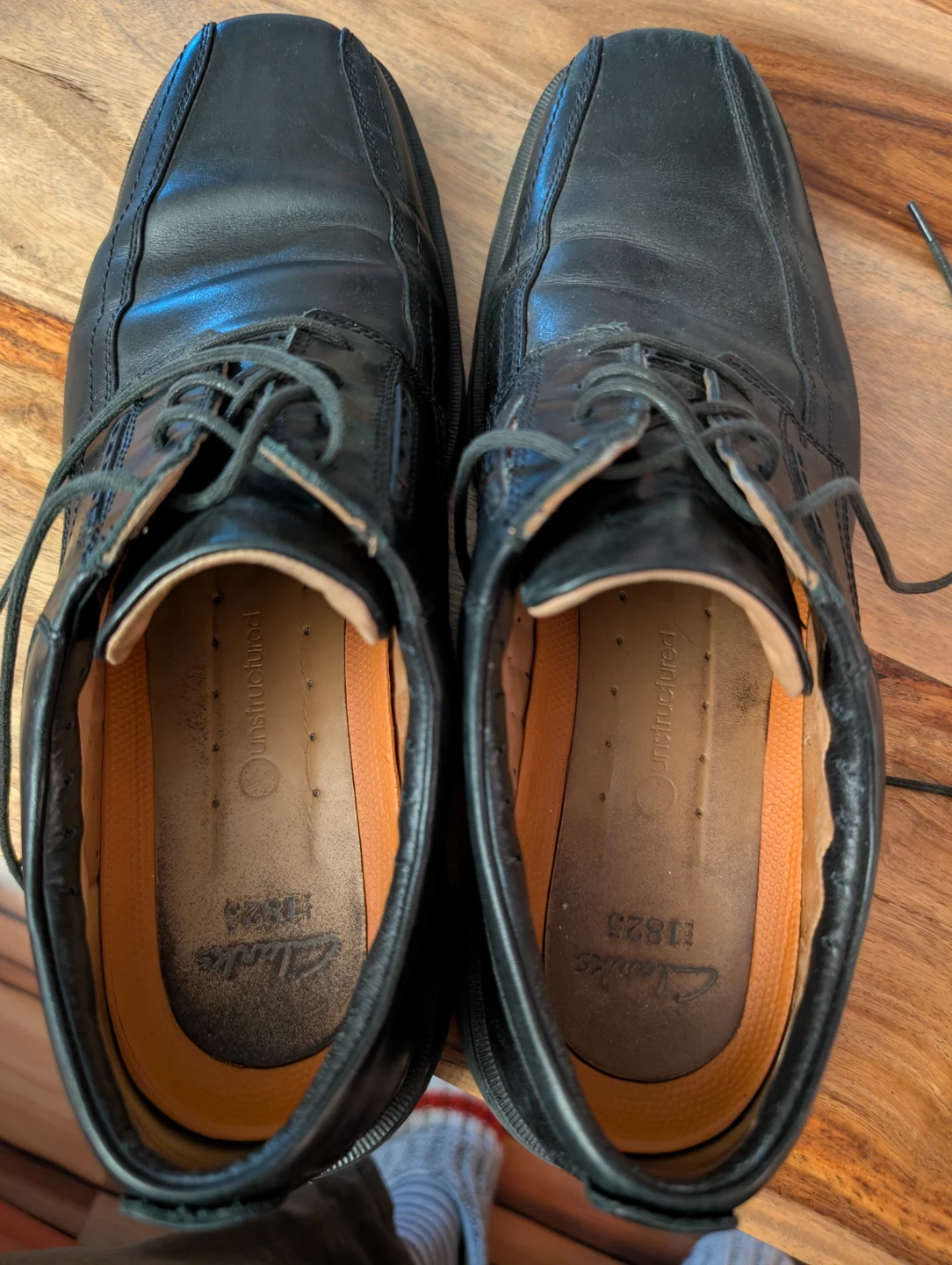 Clarks Black Leather Dress Shoes size 11.5 (#Cleanout) - photo 2