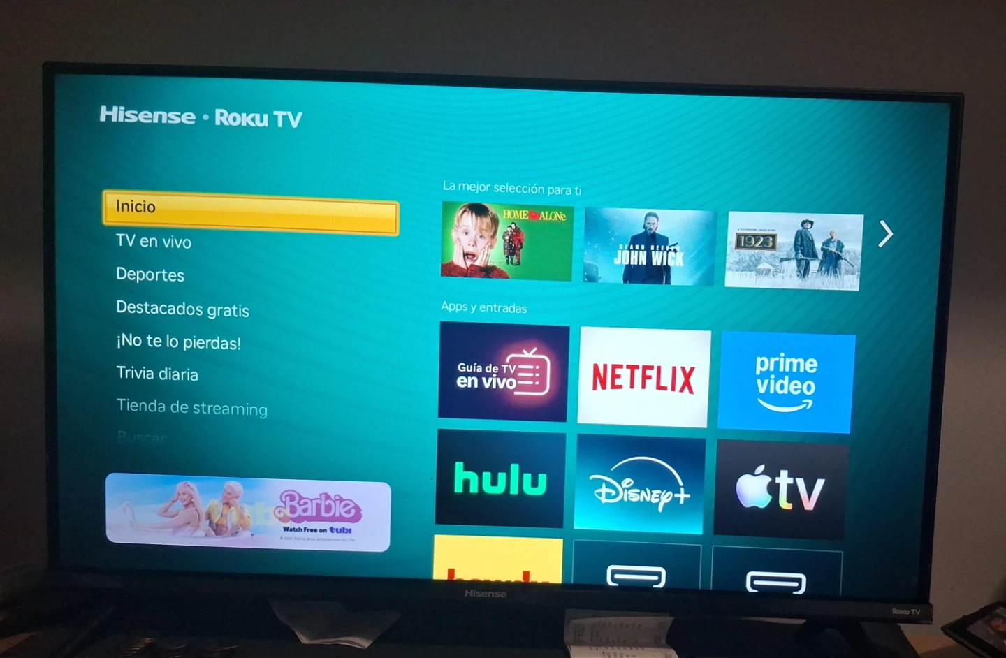 Hisense Roku TV 32"