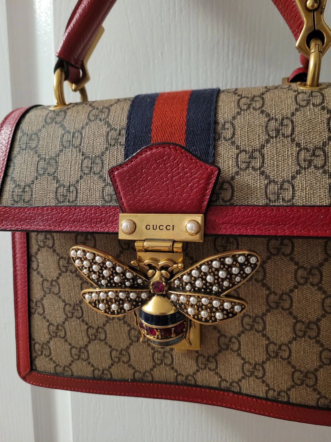 Gucci Queen Margaret GG Supreme Shoulder Bag