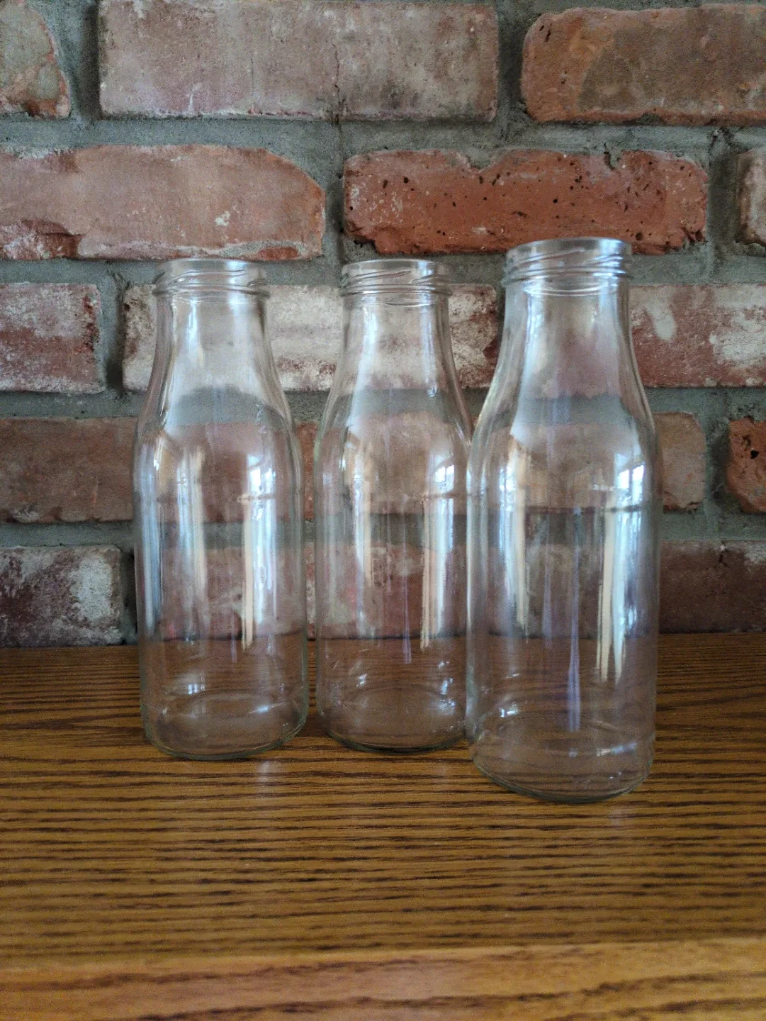 Decorative Empty Bottles image indicator(9)