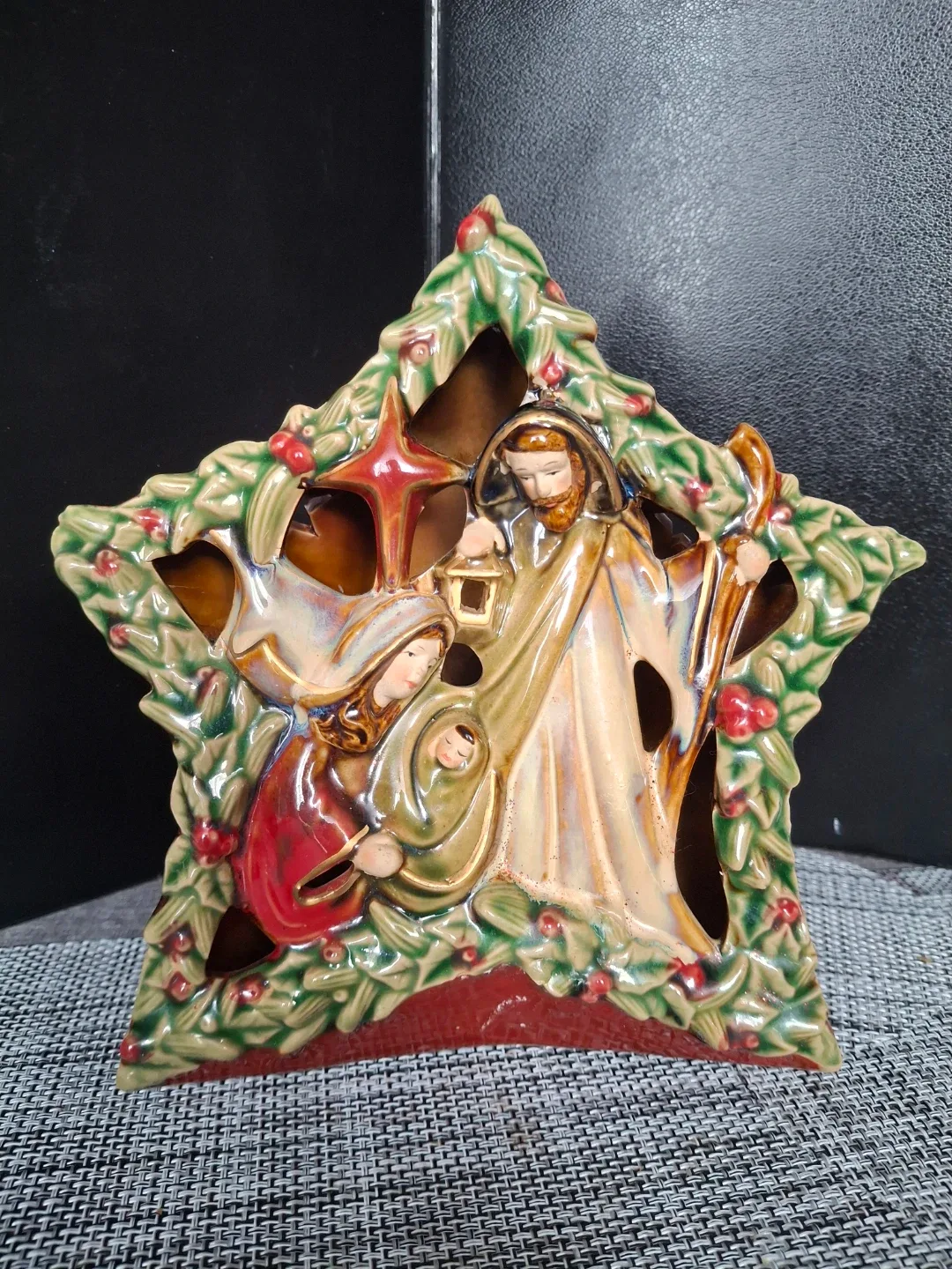 Nativity Scene Star Shaped Ceramic Decoration image indicator(6)
