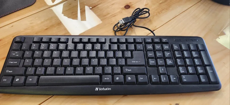 Verbatim Wired Keyboard - Black image indicator(2)