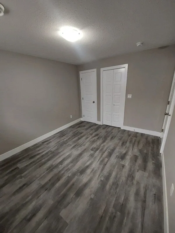 BRAND NEW BASEMENT SUITE WITH SEPARATE ENTRANCE FOR RENT image indicator(4)