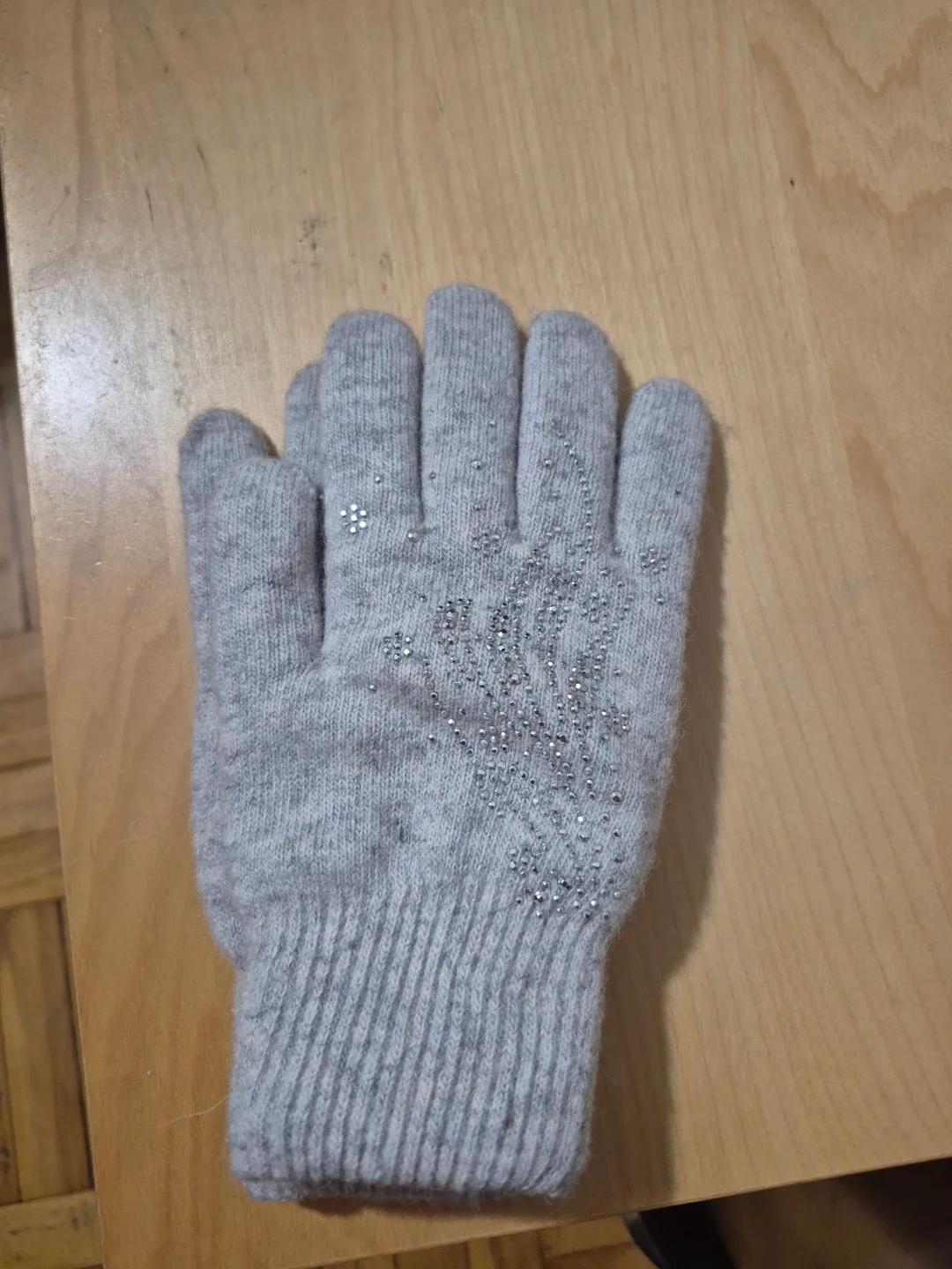 Free Grey Knit Gloves with Snowflake Design
