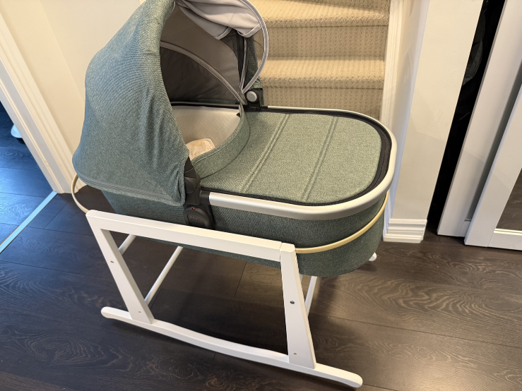 Uppababy Bassinet and Jolly Jumper Rocking Stand