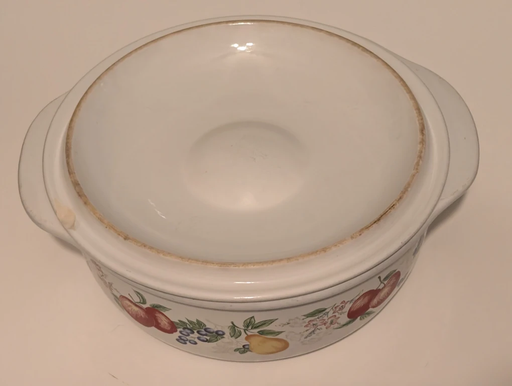 Corelle Casserole Dish with Fruit Design & lid - photo 5