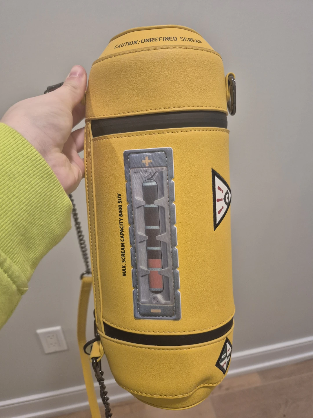 Monster's Inc Scream Canister Handbag - photo 5