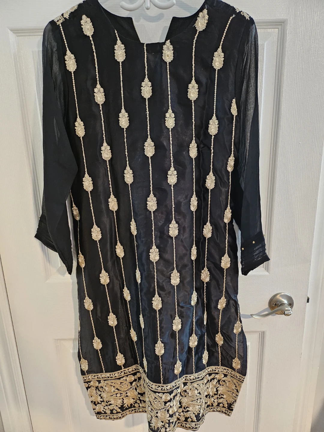 Agha Noor - Medium Black Kurta - photo 2