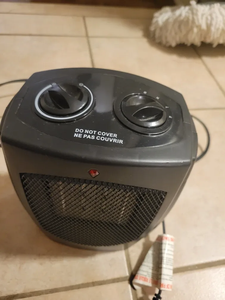 Black Portable Space Heater image indicator(2)