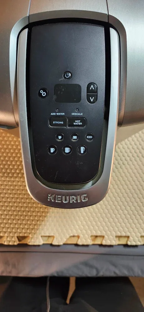 Keurig Coffee Maker - Brew Hot or Iced image indicator(2)