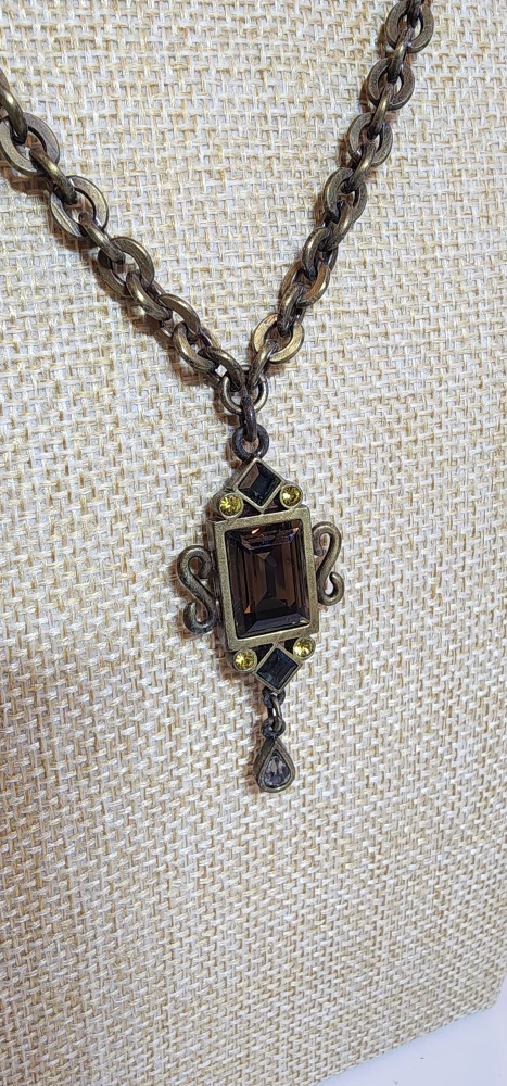 Gothic/ Victorian Glass Pendant Necklace - photo 3