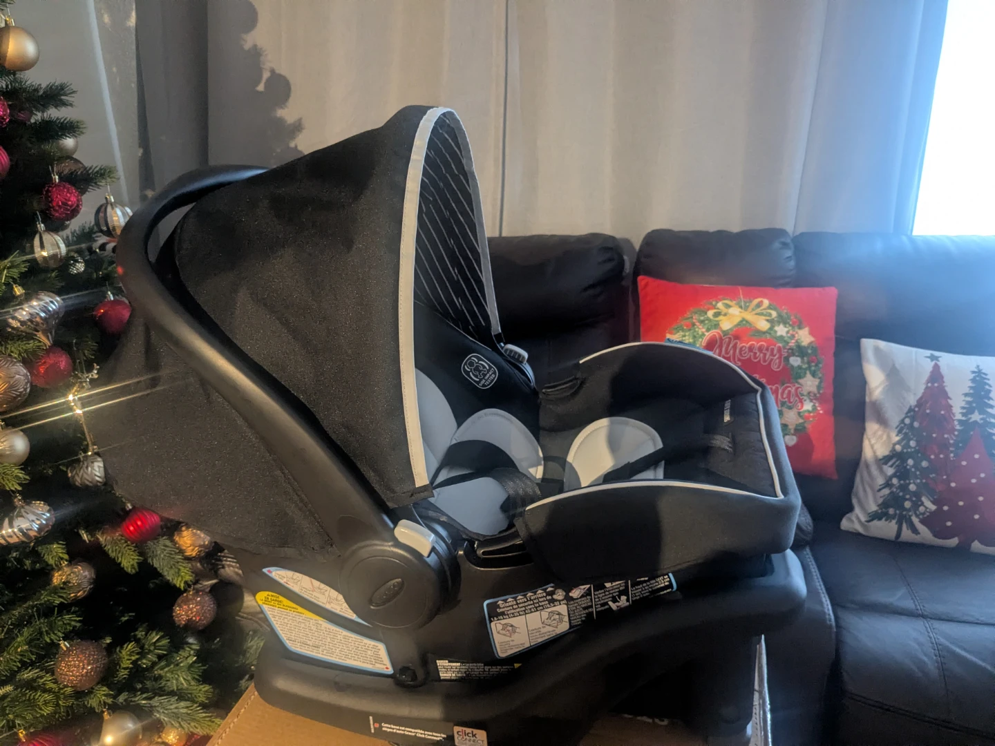 Graco SnugRide 35 Lite LX Infant Car Seat - photo 2