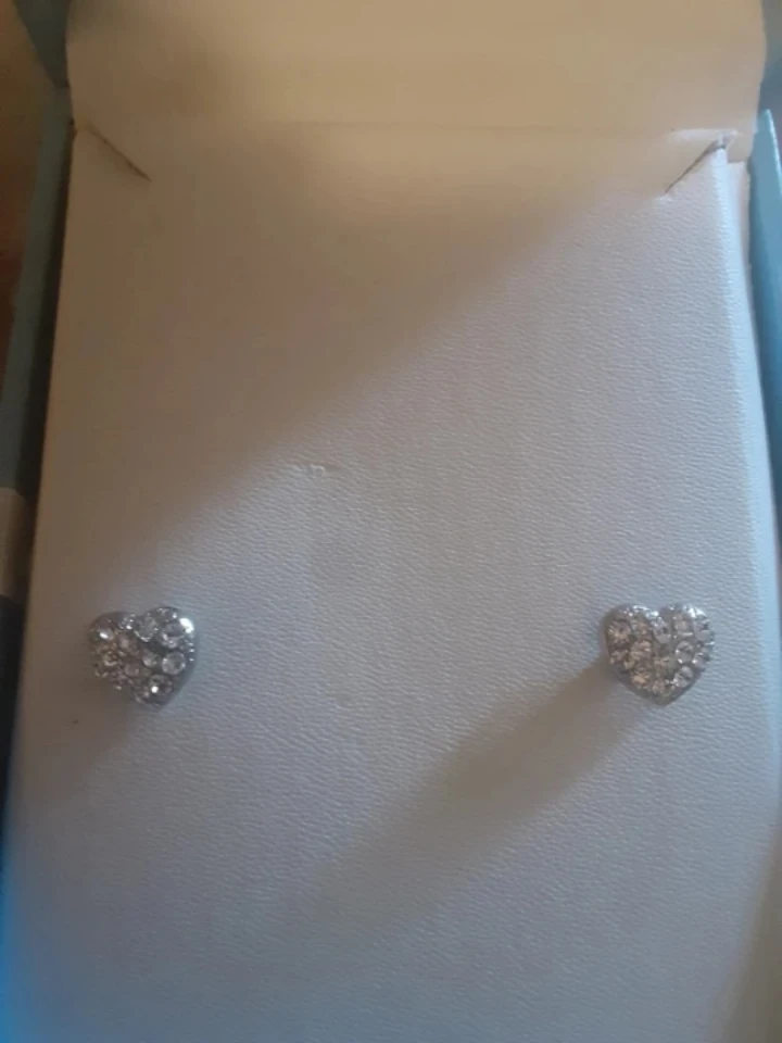 New Heart Stud Earrings in Box - photo 2