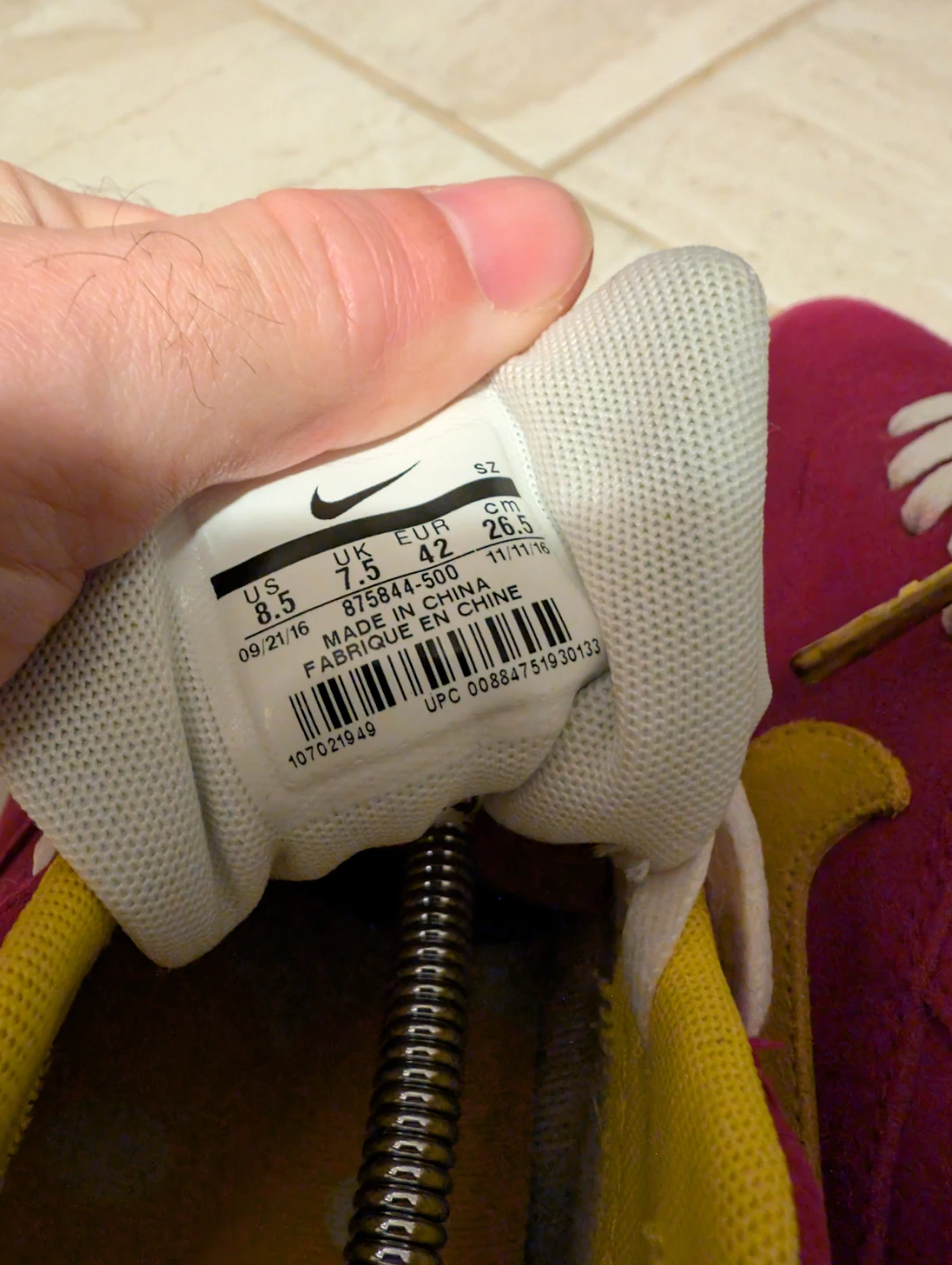 Nike Air Max 1 dynamic berries Size 8.5 - photo 5
