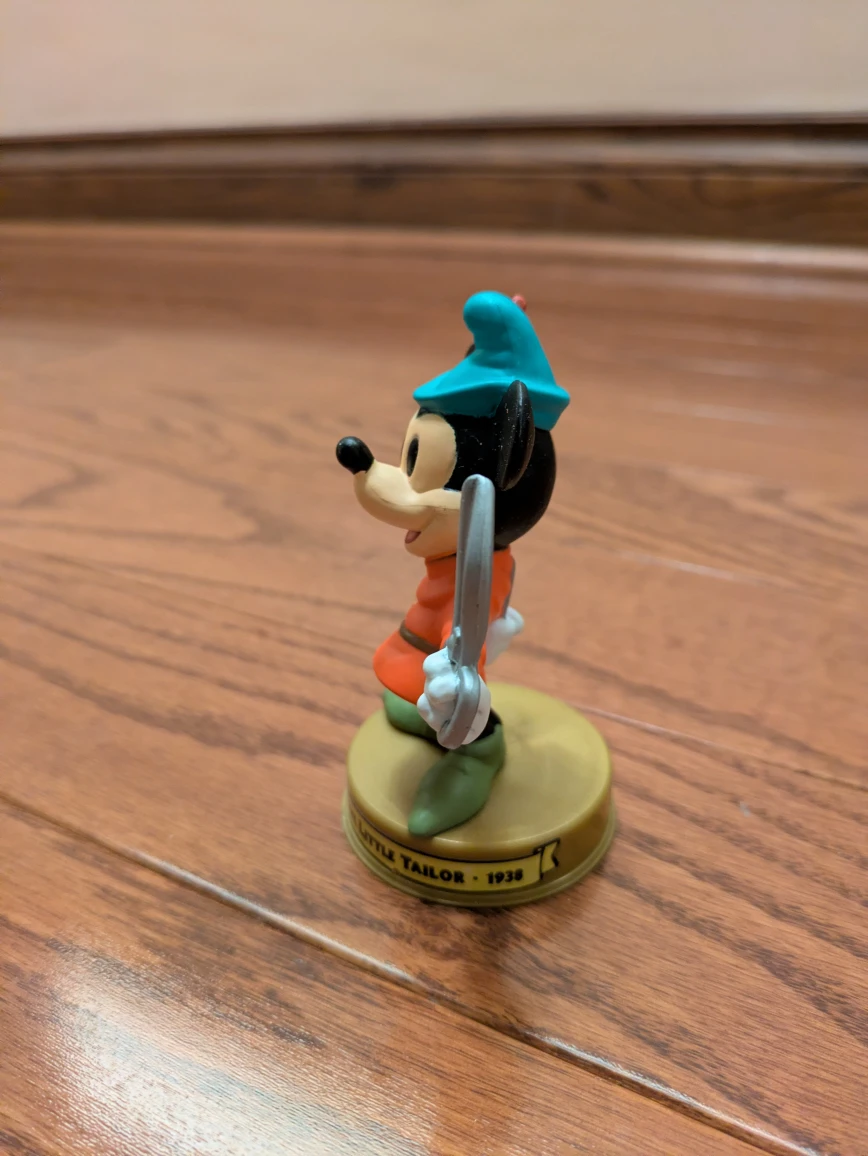Disney World Brave Little Tailor Mickey Figurine #cleanout - photo 2
