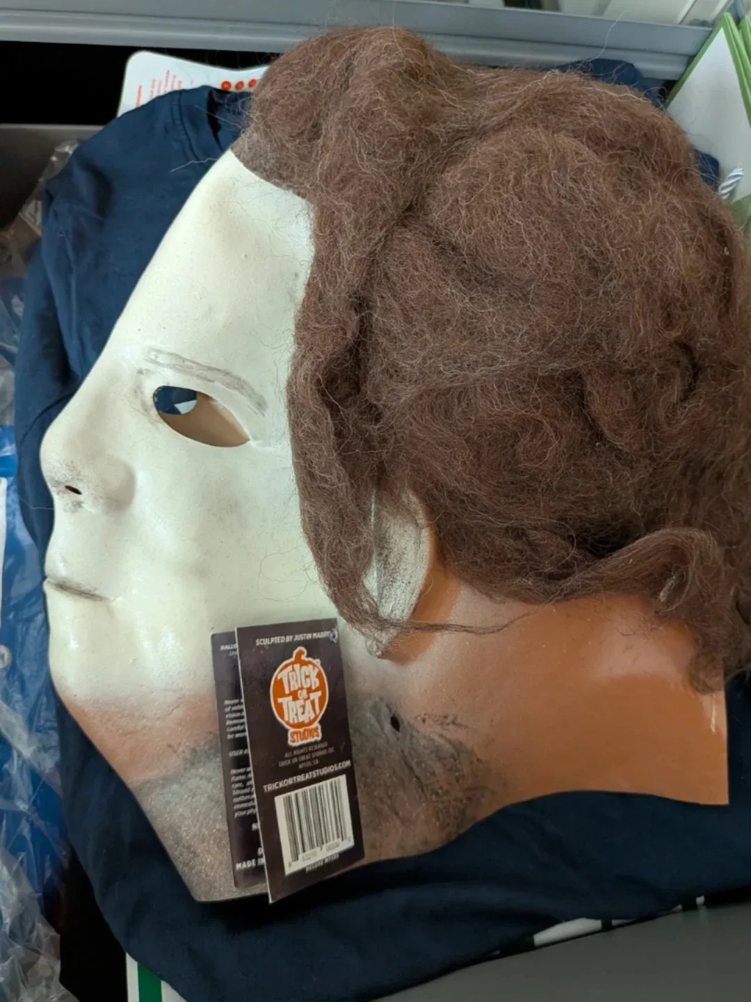 Trick or Treat Studios Halloween II Michael Myers Mask image indicator(5)