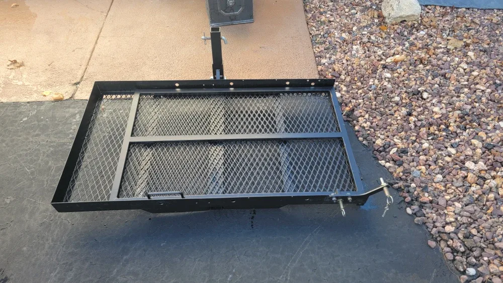 Hitch Mounted Cargo Carrier image indicator(4)