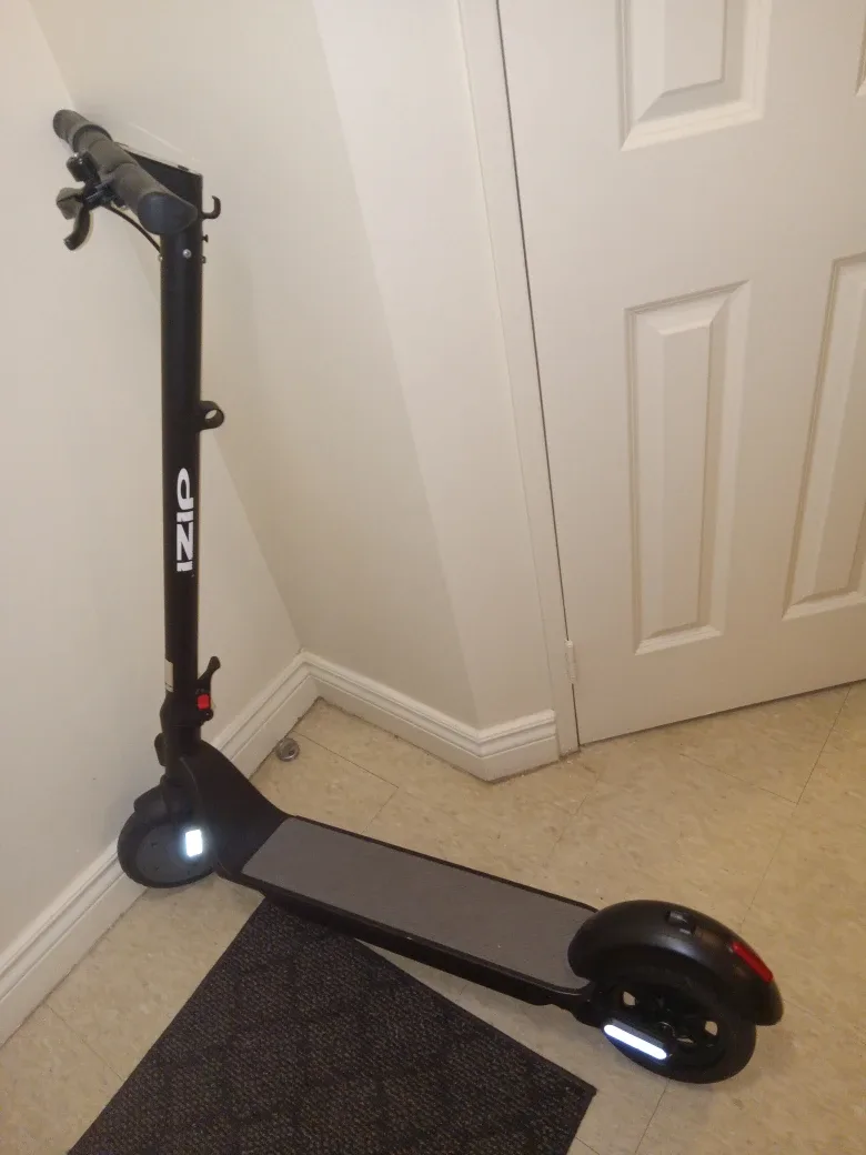 IZIP Electric Scooter image indicator(5)
