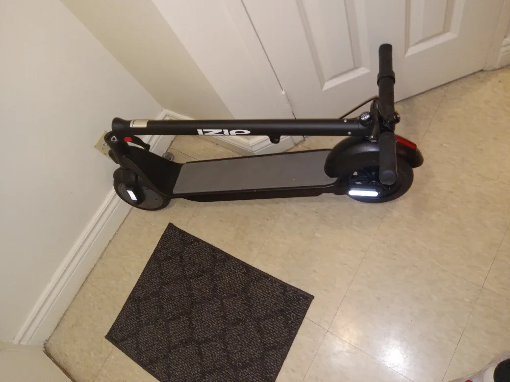 IZIP Electric Scooter image indicator(6)