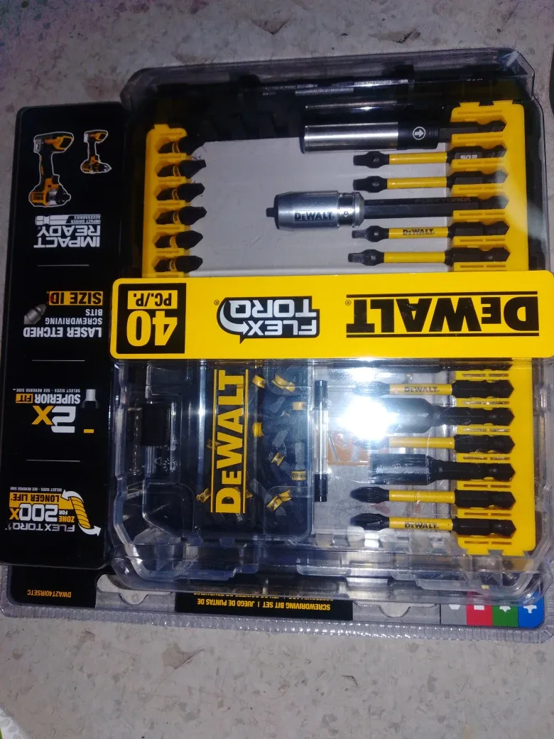 DeWalt FlexTorq 40-Piece Screwdriving Bit Set - New
