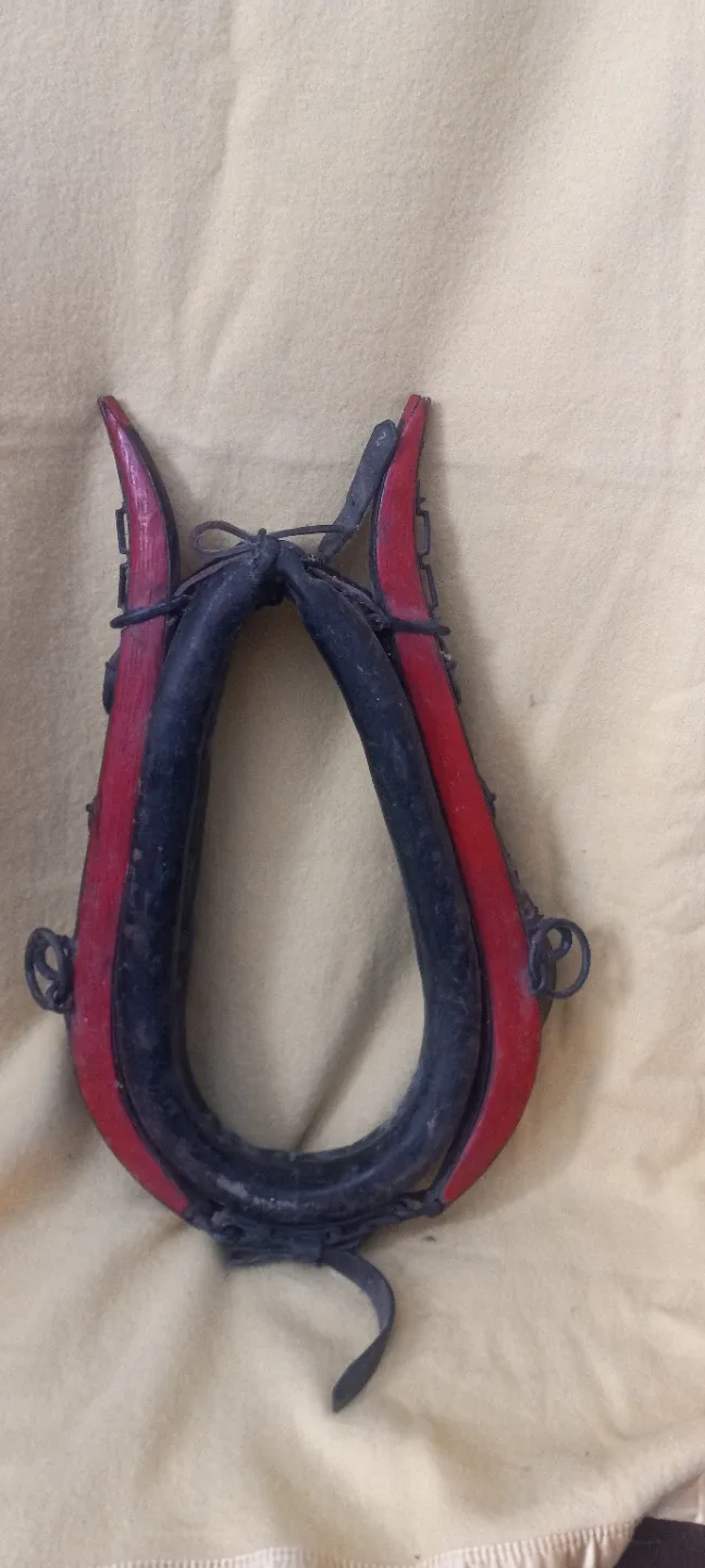 Horse Collar - Red and Black