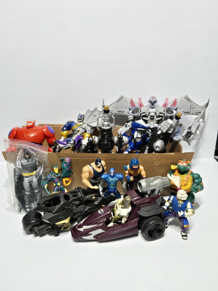 Mixed Lot of Action Figures and Vehicles