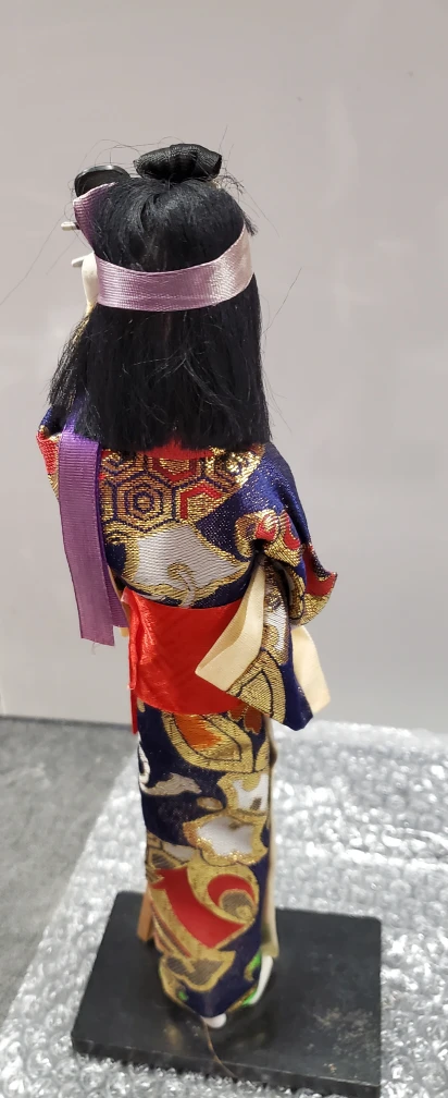 Vintage Japanese Geisha Doll with Shamisen - photo 3