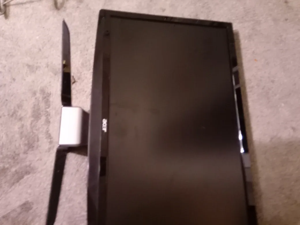 Acer P244W 24" LCD Monitor