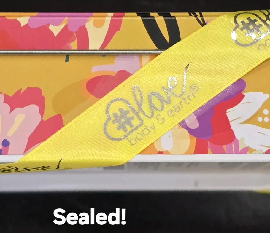 NEW! Body & Earth Hand Cream Set! (6 x 30ml) image indicator(2)