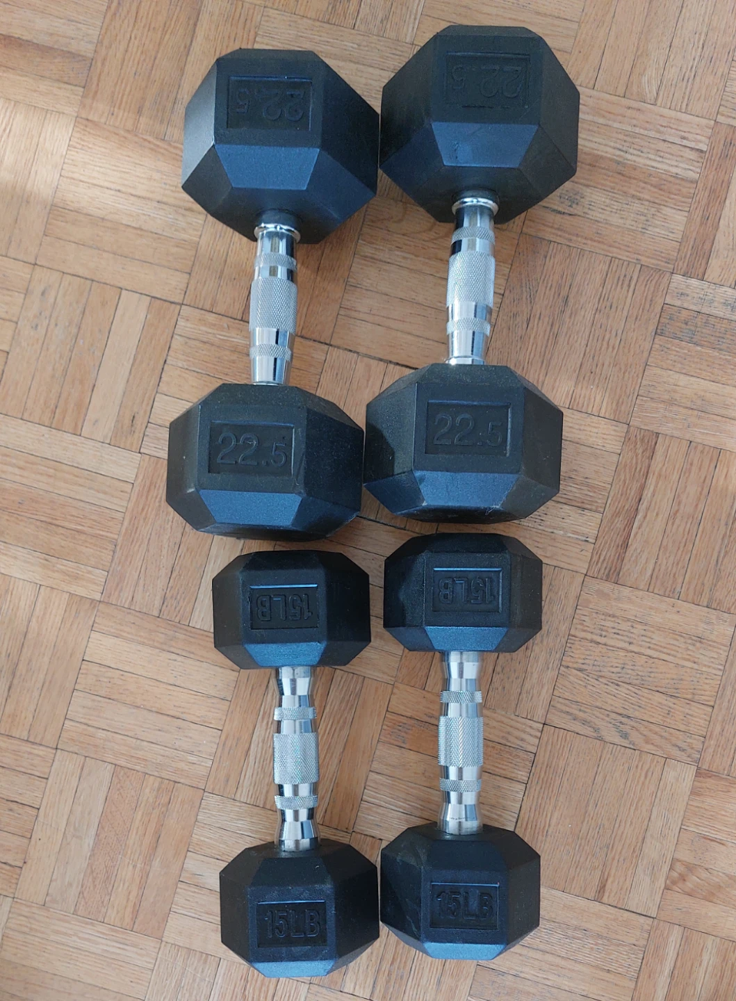 Dumbbell Set: 15lb & 22.5lb Weights