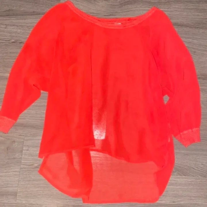 Garage Red Hi-Lo Top image indicator(2)