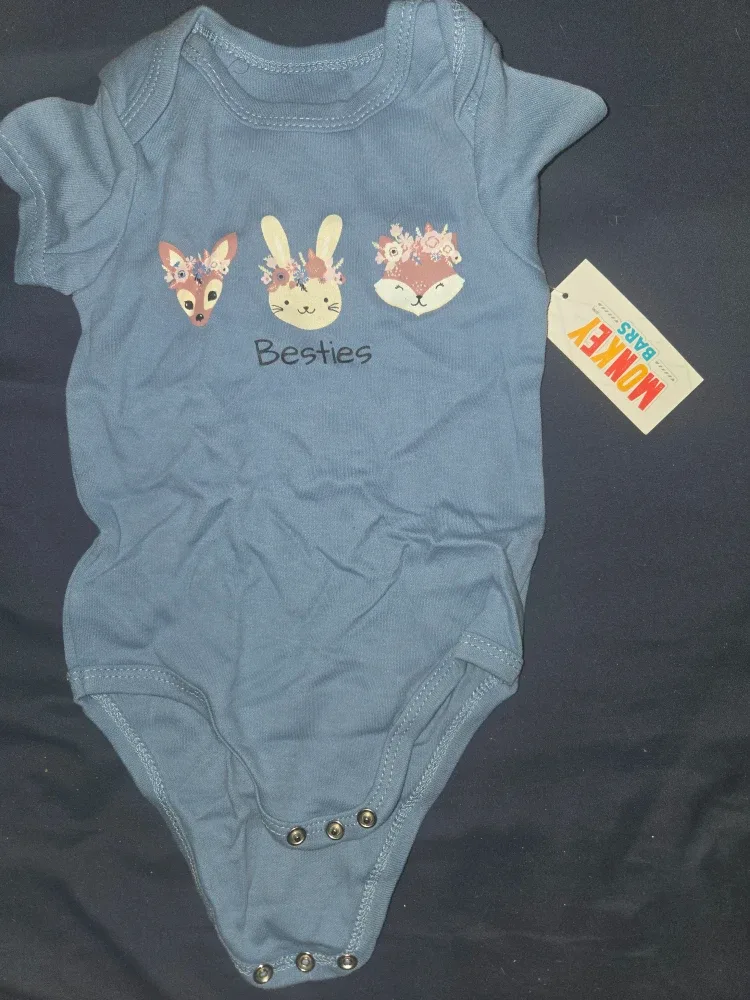 Newborn Baby Clothes Bundle 0-9M image indicator(3)