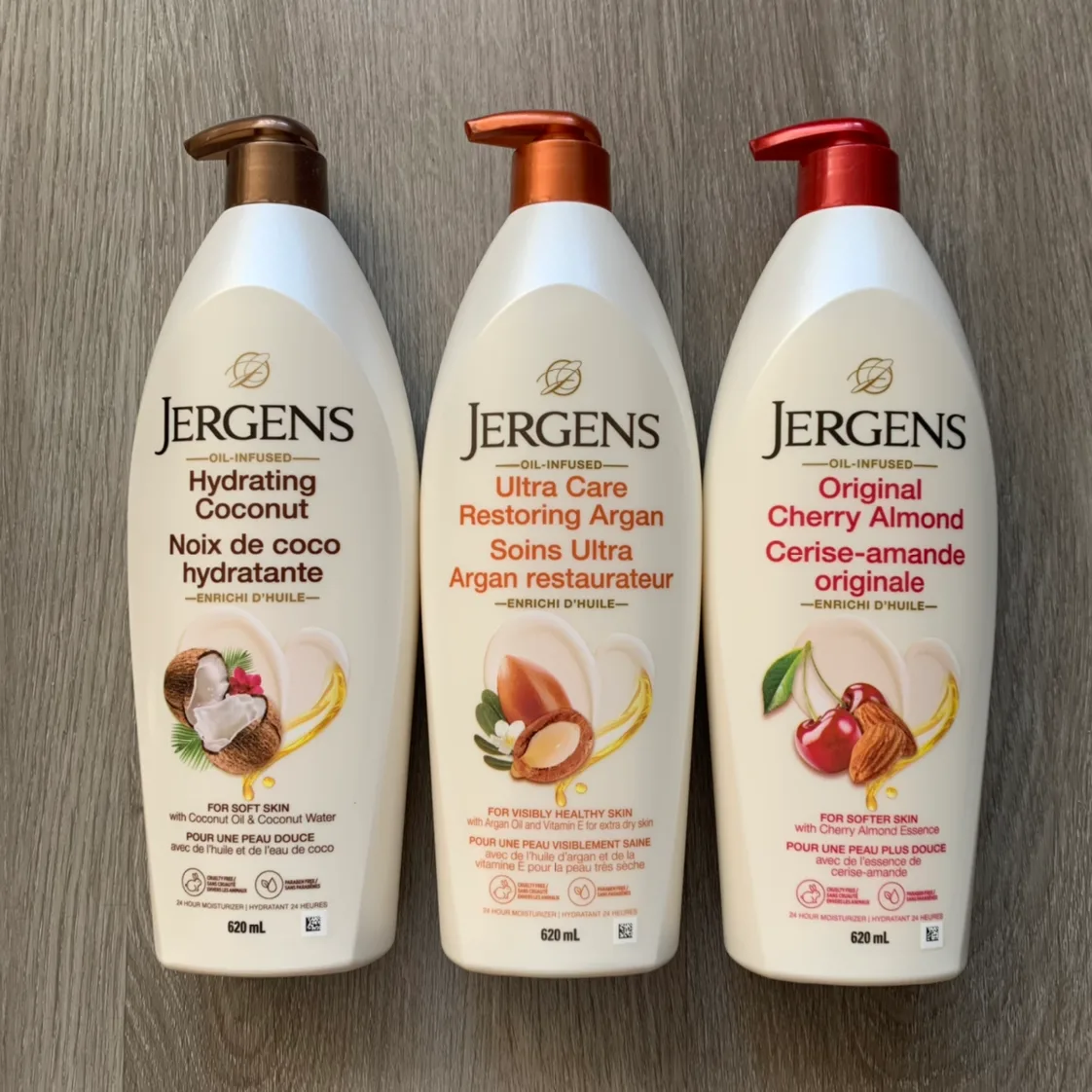 Jergens lotion (620ml) x 3 bottles